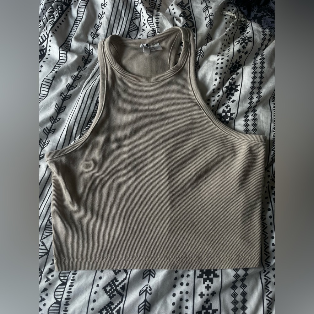 Cropped tank